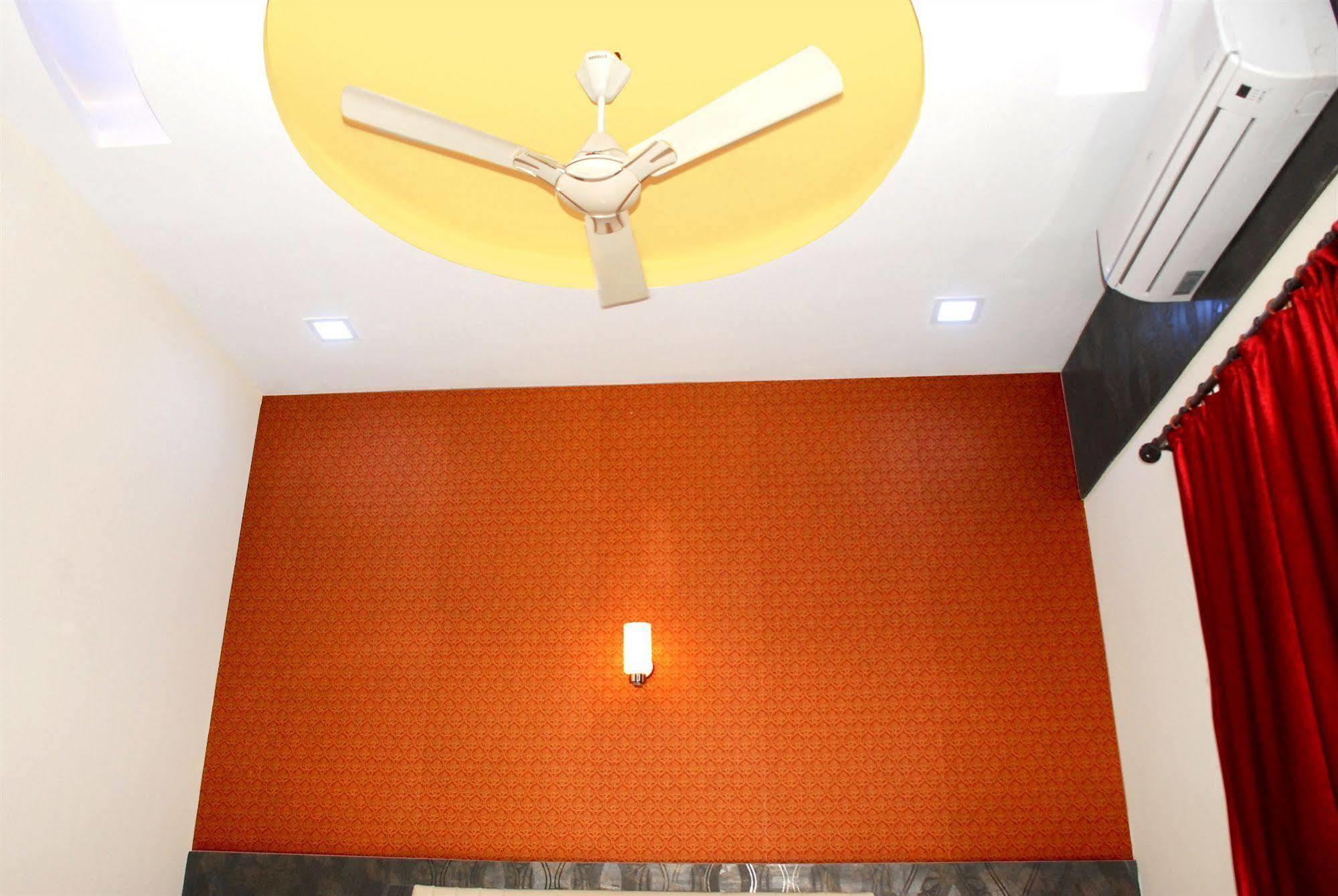 Fabexpress Adore Inn - Nr Mumbai International Airport Exterior foto