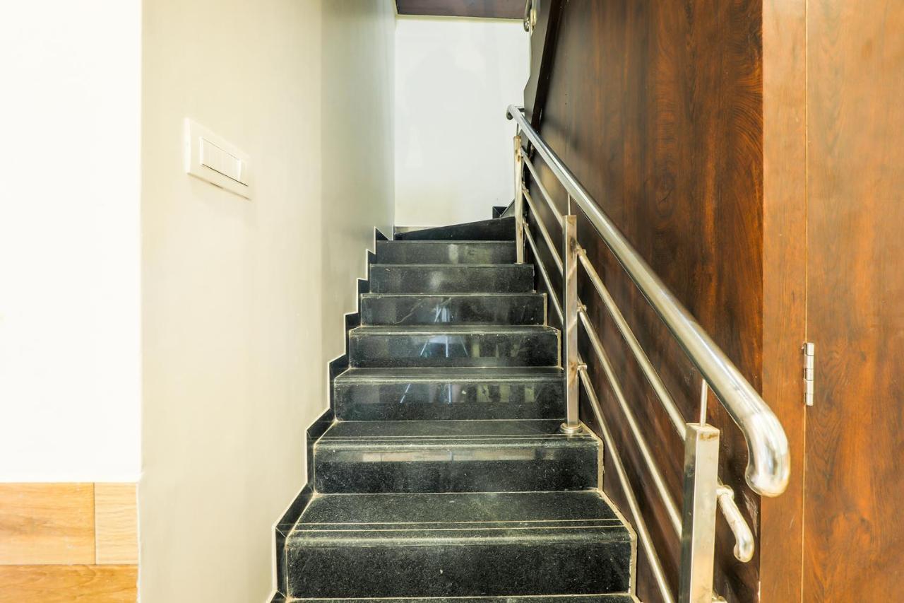 Fabexpress Adore Inn - Nr Mumbai International Airport Exterior foto